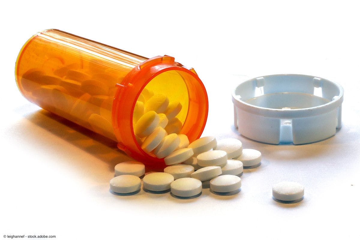 Open prescription bottle of painkillers | Image Credit: © leighannef - stock.adobe.com 